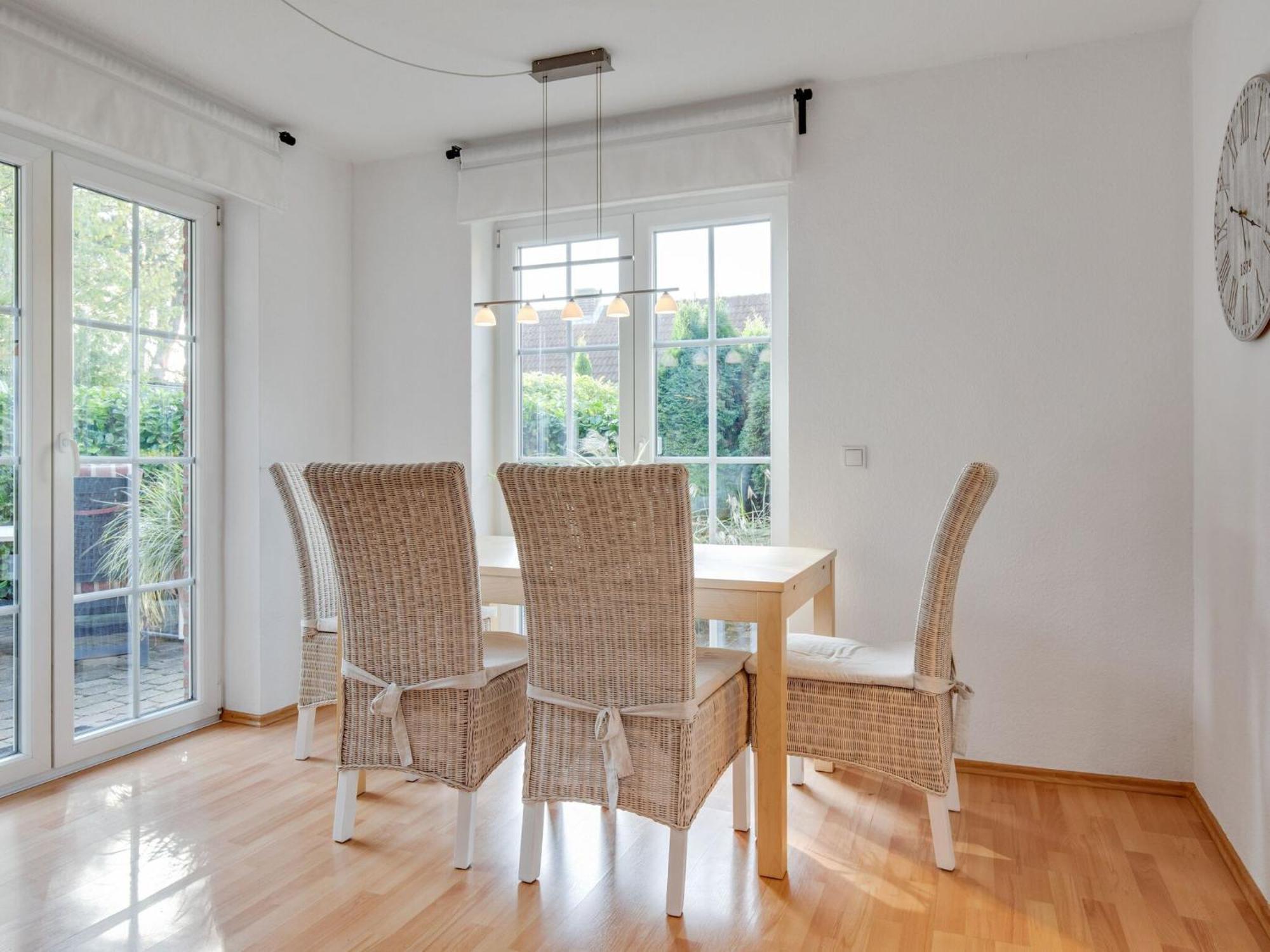 Enticing Holiday Home In Oldenburg With Garden Near Sea Dannau 外观 照片
