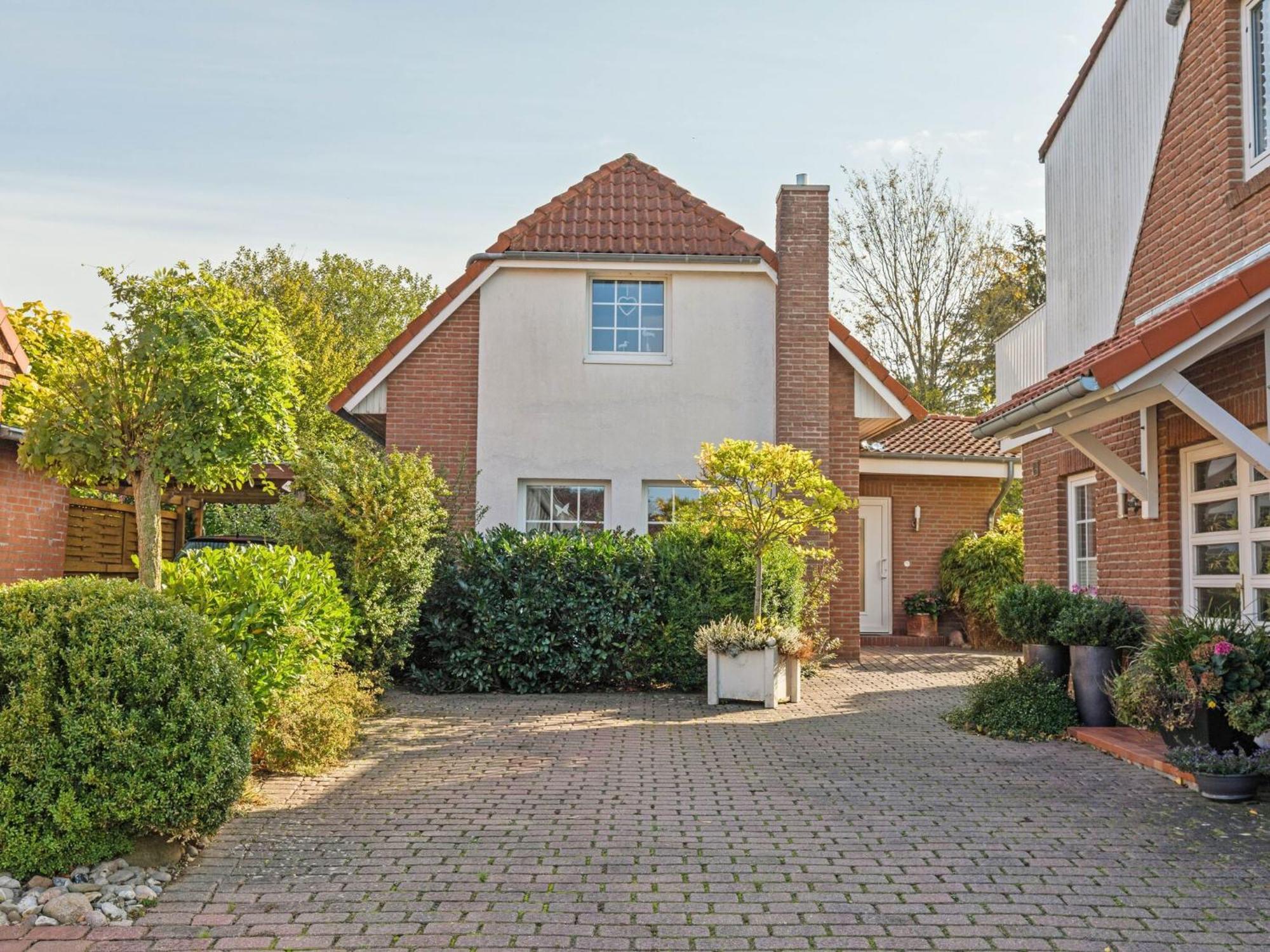 Enticing Holiday Home In Oldenburg With Garden Near Sea Dannau 外观 照片
