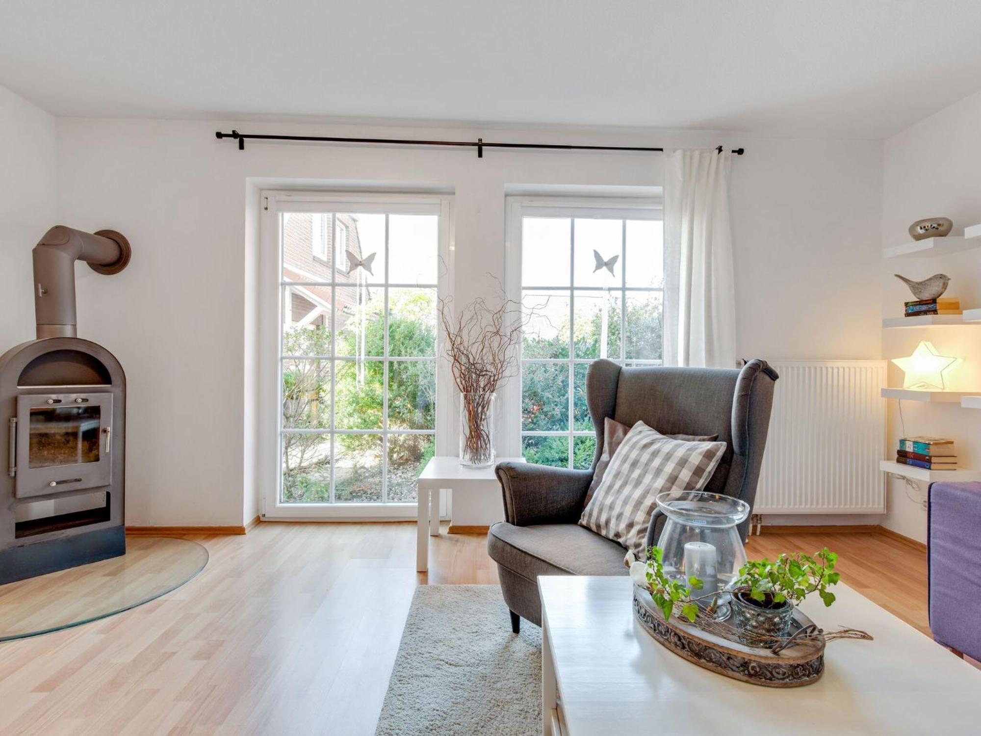 Enticing Holiday Home In Oldenburg With Garden Near Sea Dannau 外观 照片