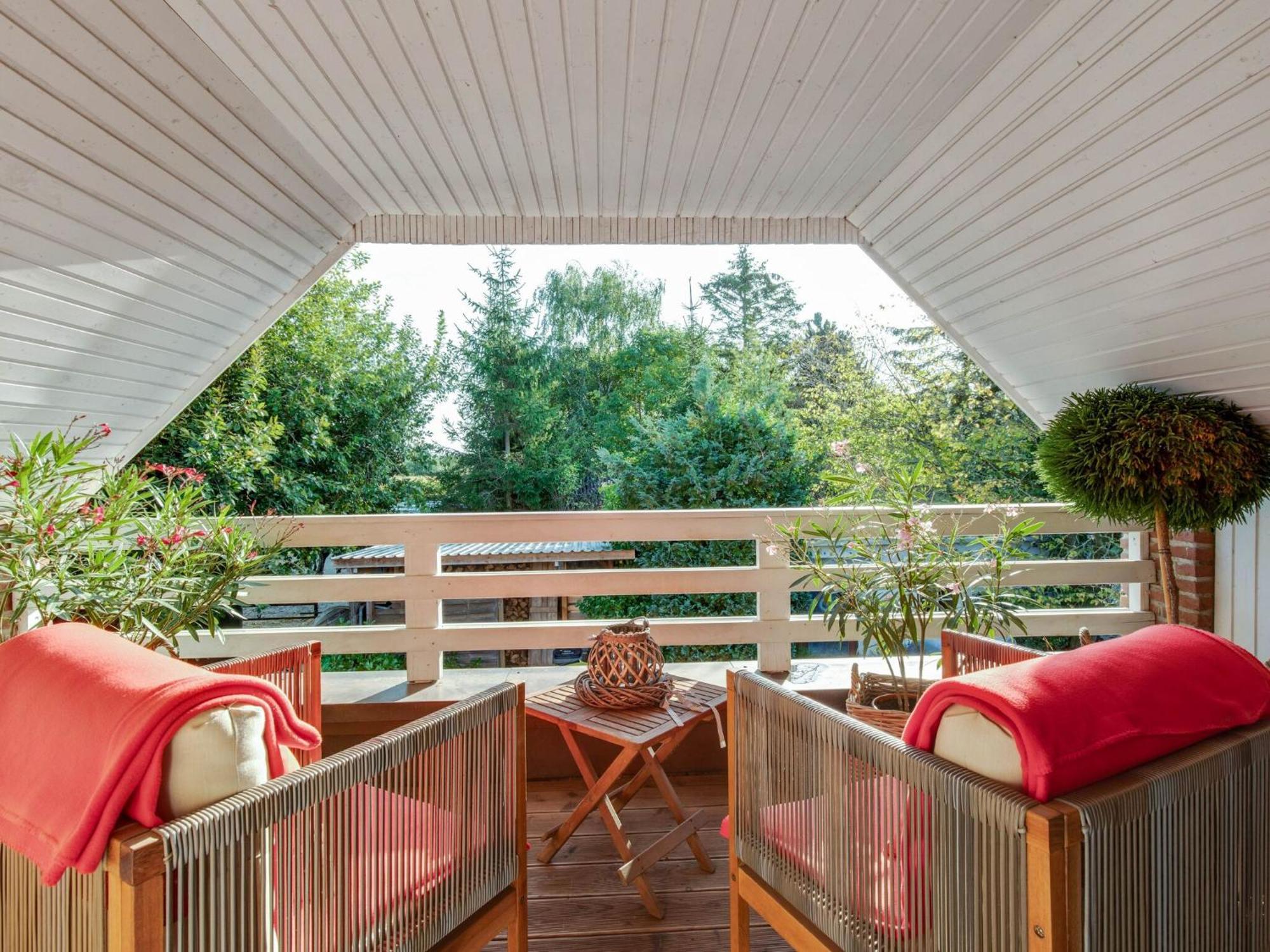 Enticing Holiday Home In Oldenburg With Garden Near Sea Dannau 外观 照片